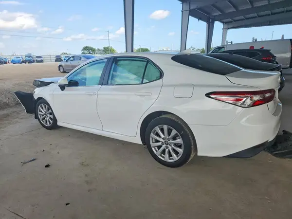 4T1C11AK4LU994189 2020 TOYOTA CAMRY - Image 2