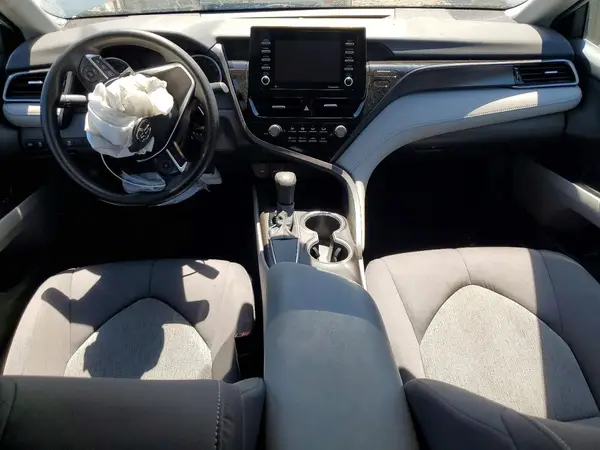 4T1C11AK4MU402985 2021 TOYOTA CAMRY - Image 8
