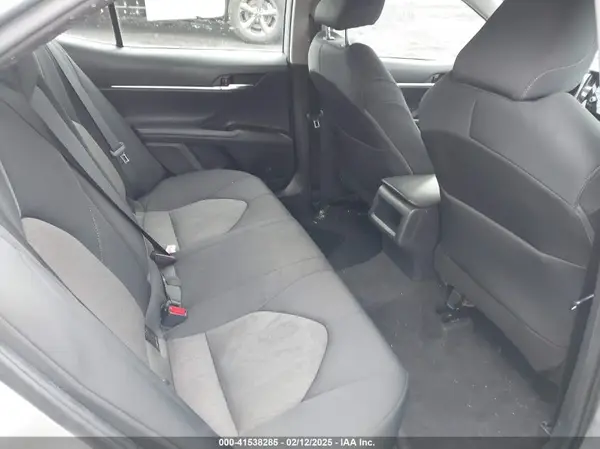 4T1C11AK4MU422959 2021 TOYOTA CAMRY - Image 8