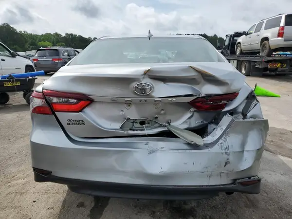 2021 TOYOTA CAMRY auction photo 6