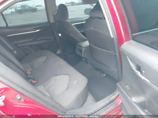 4T1C11AK4MU438272 2021 TOYOTA CAMRY - Image 8
