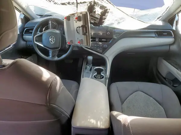 4T1C11AK4MU452981 2021 TOYOTA CAMRY - Image 8