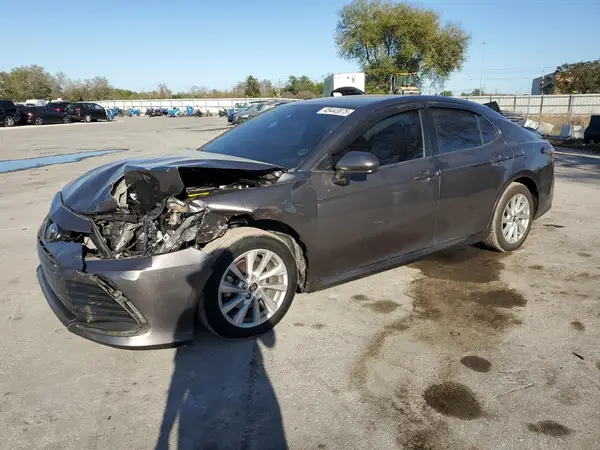 4T1C11AK4MU454987 2021 TOYOTA CAMRY - Image 1
