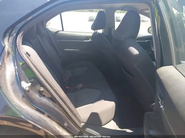 4T1C11AK4MU459963 2021 TOYOTA CAMRY - Image 8