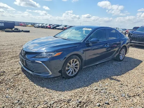 4T1C11AK4MU466654 2021 TOYOTA CAMRY - Image 1