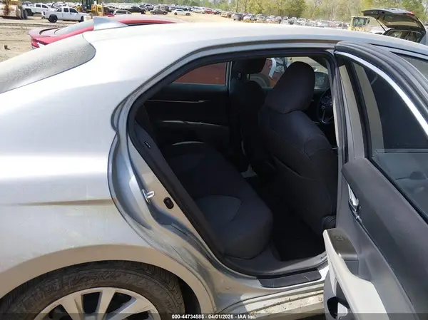 4T1C11AK4MU469604 2021 TOYOTA CAMRY - Image 8