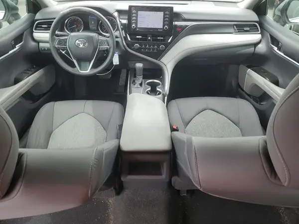 4T1C11AK4MU473586 2021 TOYOTA CAMRY - Image 8