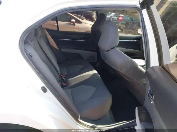 4T1C11AK4MU480912 2021 TOYOTA CAMRY - Image 8