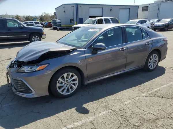 4T1C11AK4MU523371 2021 TOYOTA CAMRY - Image 1