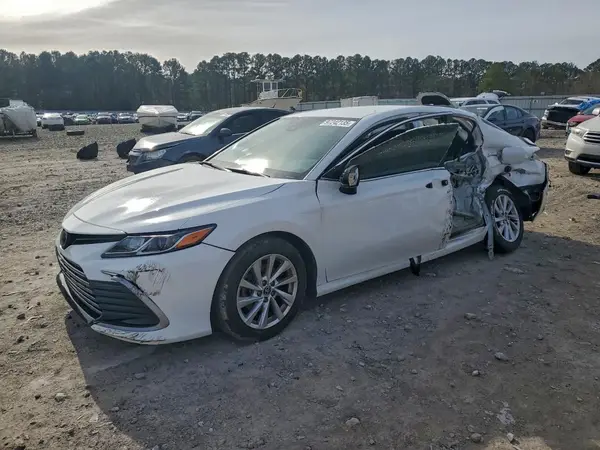 4T1C11AK4MU539599 2021 TOYOTA CAMRY - Image 1