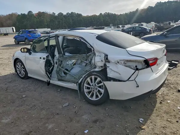 4T1C11AK4MU539599 2021 TOYOTA CAMRY - Image 2