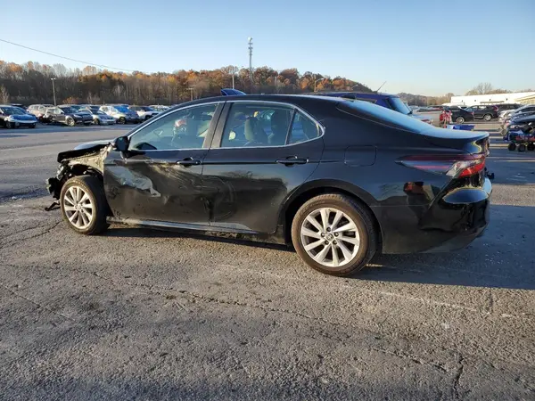 4T1C11AK4MU568231 2021 TOYOTA CAMRY - Image 2