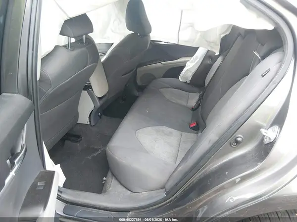 4T1C11AK4MU571906 2021 TOYOTA CAMRY - Image 8