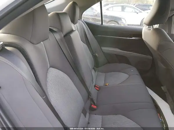 4T1C11AK4MU578306 2021 TOYOTA CAMRY - Image 8