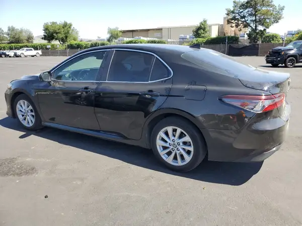 4T1C11AK4MU583974 2021 TOYOTA CAMRY - Image 2
