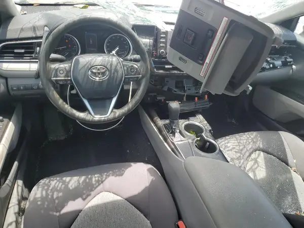 4T1C11AK4MU585997 2021 TOYOTA CAMRY - Image 8