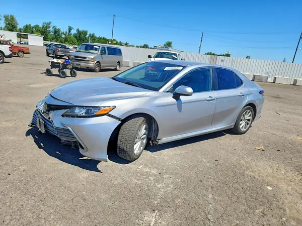4T1C11AK4MU591704 2021 TOYOTA CAMRY - Image 1