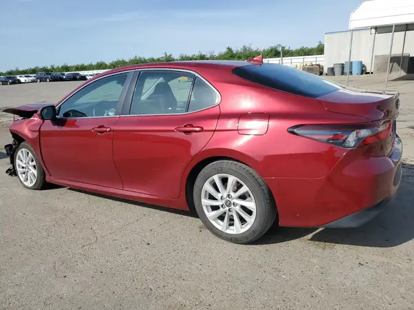 4T1C11AK4MU596188 2021 TOYOTA CAMRY - Image 2