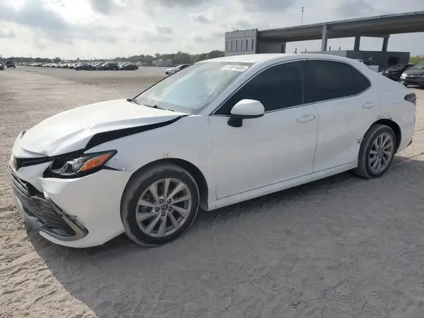 4T1C11AK4MU598300 2021 TOYOTA CAMRY - Image 1
