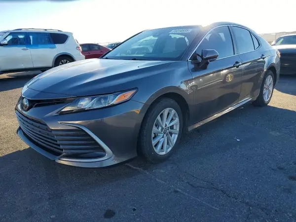 4T1C11AK4MU599348 2021 TOYOTA CAMRY - Image 1