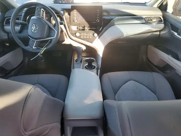 4T1C11AK4MU599348 2021 TOYOTA CAMRY - Image 8