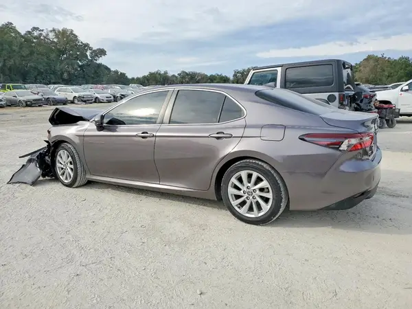4T1C11AK4MU610249 2021 TOYOTA CAMRY - Image 2