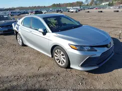 4T1C11AK4NU031831 2022 TOYOTA CAMRY