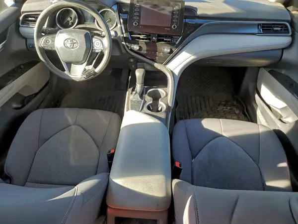 4T1C11AK4NU629501 2022 TOYOTA CAMRY - Image 8