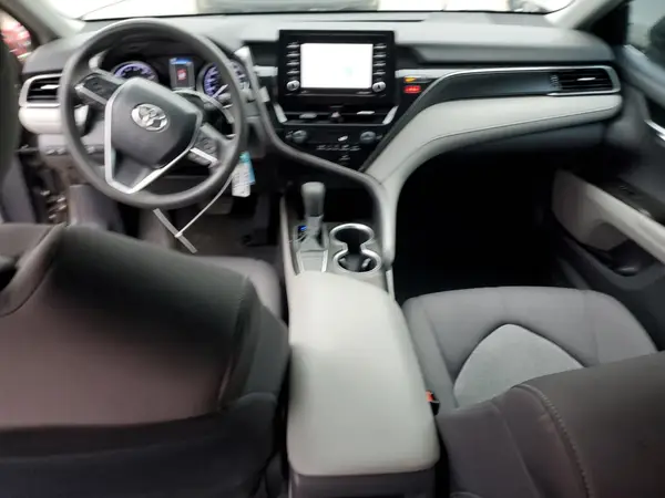 4T1C11AK4NU631006 2022 TOYOTA CAMRY - Image 8