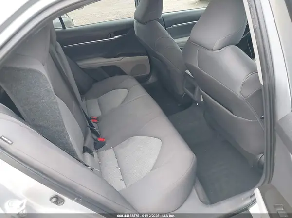 4T1C11AK4NU649392 2022 TOYOTA CAMRY - Image 8