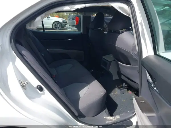 4T1C11AK4NU650851 2022 TOYOTA CAMRY - Image 8