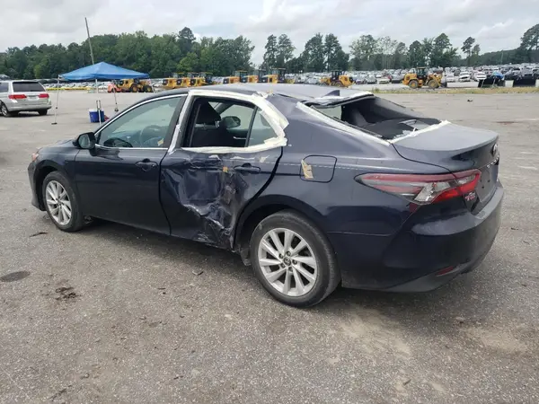 4T1C11AK4NU656665 2022 TOYOTA CAMRY - Image 2
