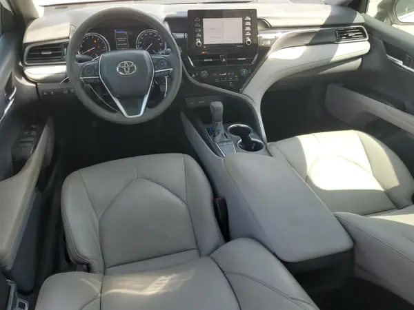 4T1C11AK4NU660831 2022 TOYOTA CAMRY - Image 8