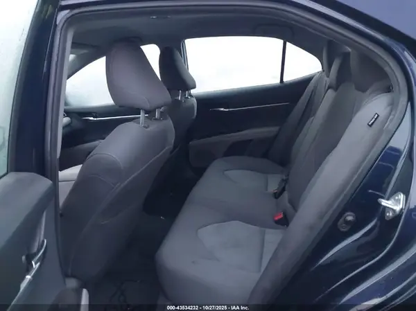 4T1C11AK4NU664569 2022 TOYOTA CAMRY - Image 8