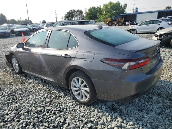 4T1C11AK4NU669108 2022 TOYOTA CAMRY - Image 2