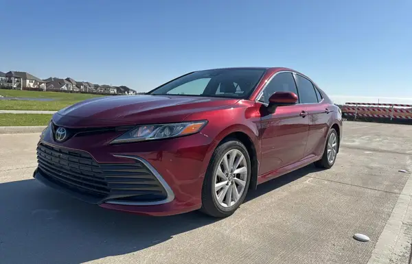 4T1C11AK4NU679072 2022 TOYOTA CAMRY - Image 2