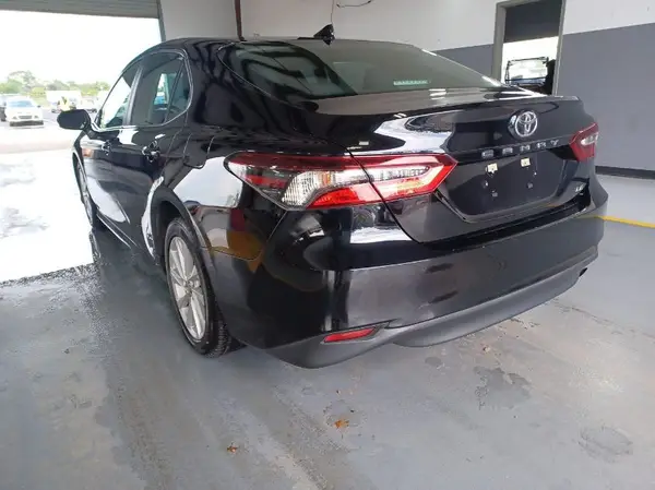 4T1C11AK4NU684319 2022 TOYOTA CAMRY - Image 8