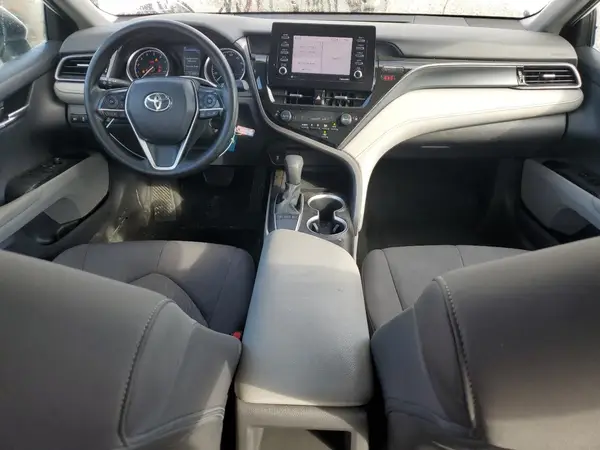 4T1C11AK4NU701359 2022 TOYOTA CAMRY - Image 8