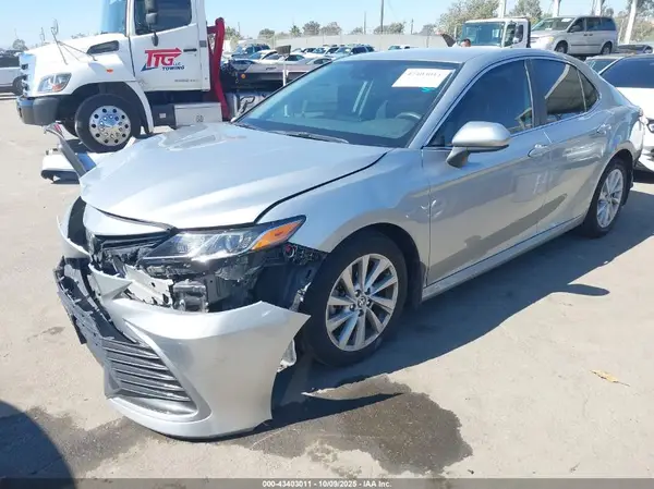 4T1C11AK4PU103985 2023 TOYOTA CAMRY - Image 2