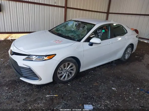 4T1C11AK4PU124058 2023 TOYOTA CAMRY - Image 2