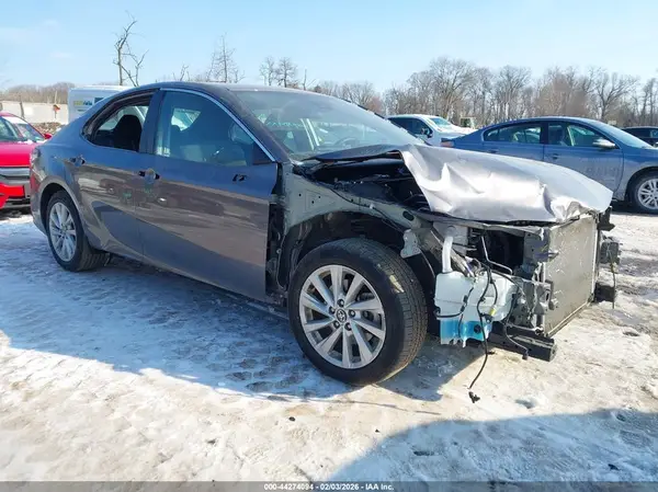 4T1C11AK4PU130622 2023 TOYOTA CAMRY - Image 1