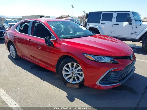 4T1C11AK4PU137022 2023 TOYOTA CAMRY - Image 1