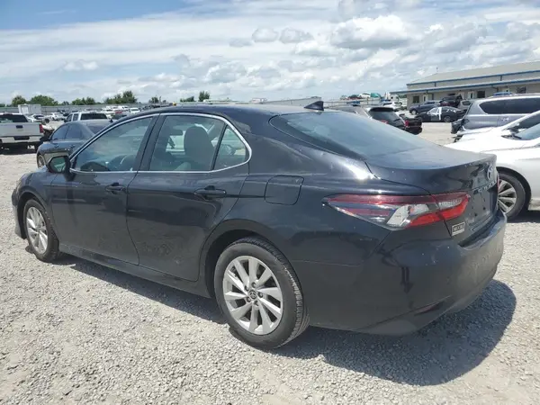 4T1C11AK4PU139644 2023 TOYOTA CAMRY - Image 2