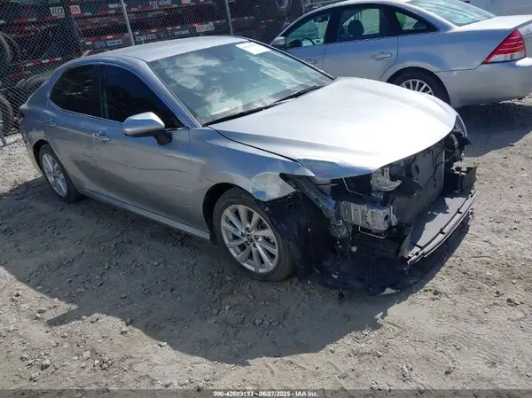 4T1C11AK4PU144388 2023 TOYOTA CAMRY - Image 1