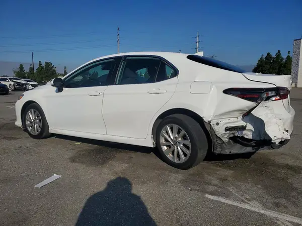 4T1C11AK4PU145136 2023 TOYOTA CAMRY - Image 2