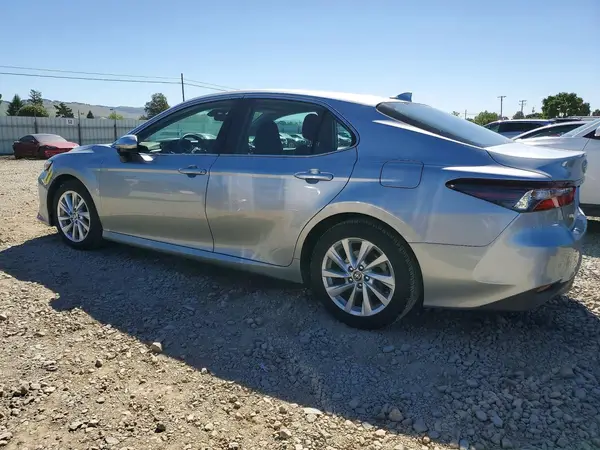 4T1C11AK4PU145525 2023 TOYOTA CAMRY - Image 2
