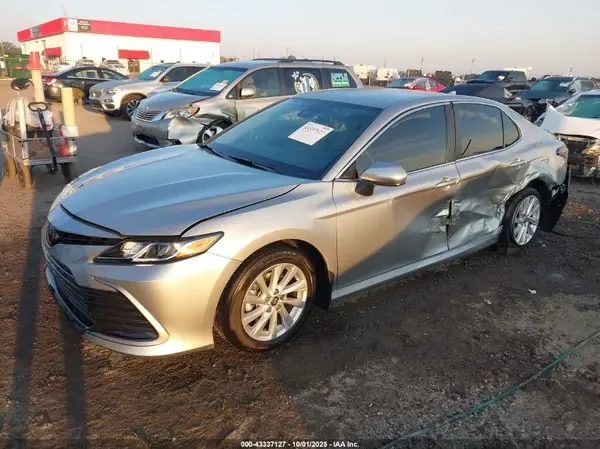 4T1C11AK4PU147534 2023 TOYOTA CAMRY - Image 2