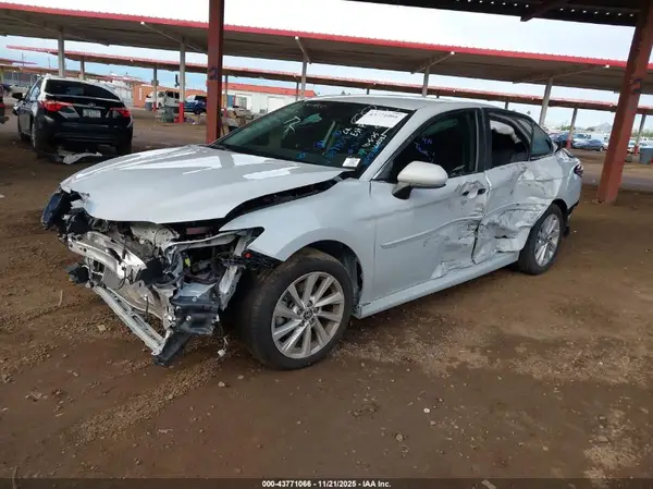 4T1C11AK4PU147808 2023 TOYOTA CAMRY - Image 2