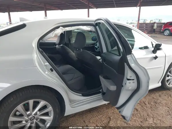 4T1C11AK4PU147808 2023 TOYOTA CAMRY - Image 8