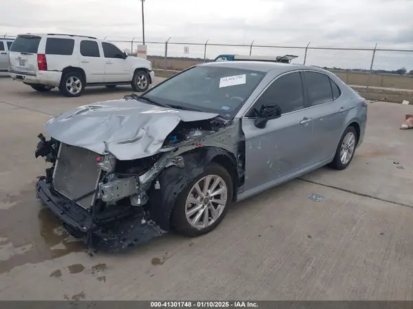 4T1C11AK4PU159733 2023 TOYOTA CAMRY - Image 2